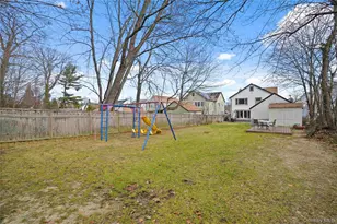 16 Herbert Ave, White Plains, NY 10606 - Photo 36
