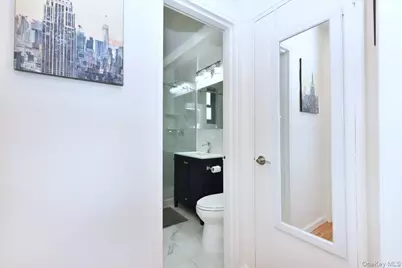 15 Hill Park Avenue #1-L, Great Neck, NY 11021 - Photo 8