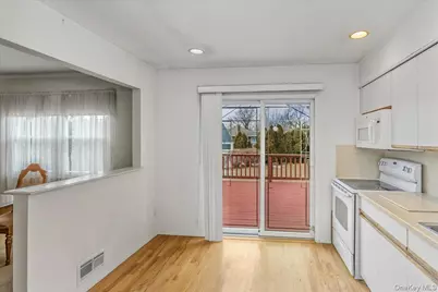 2493 Lloyd Court, North Bellmore, NY 11710 - Photo 8