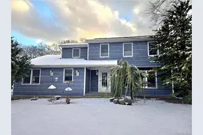 22 Rustic Road, Yaphank, NY 11980 - Photo 2