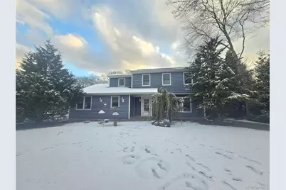 22 Rustic Road, Yaphank, NY 11980 - Photo 4