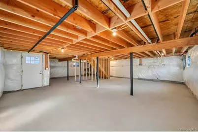 49 Barclay Road, Mastic Beach, NY 11951 - Photo 32