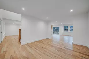 39 Locust Ave S, Medford, NY 11763 - Photo 12