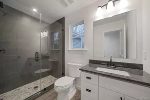 39 Locust Ave S, Medford, NY 11763 - Photo 16