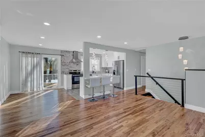 39 Roosevelt Boulevard, Patchogue, NY 11772 - Photo 6