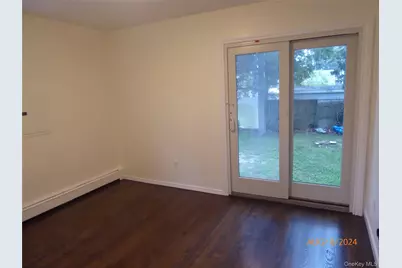 [Address not provided], Bay Shore, NY 11706 - Photo 10