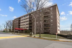 200 Diplomat Dr, Mount Kisco, NY 10549 - Photo 14