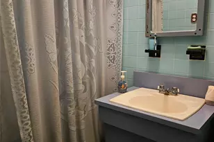 72-34 61st St, Ridgewood, NY 11385 - Photo 10