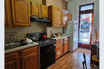 72-34 61 Street, Ridgewood, NY 11385 - Photo 12