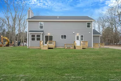 63A Blydenburgh Road, Centereach, NY 11720 - Photo 30