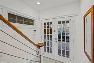 2 Walnut Ave, Setauket, NY 11733 - Photo 6