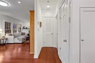 2 Walnut Ave, Setauket, NY 11733 - Photo 18