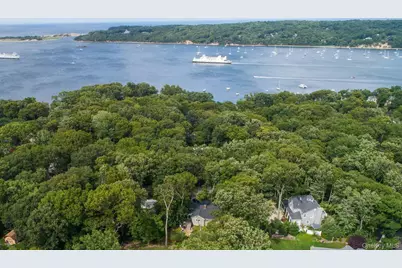 2 Walnut Avenue, Setauket, NY 11733 - Photo 2