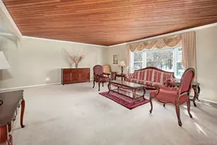 107 Parkview Rd, Elmsford, NY 10523 - Photo 6