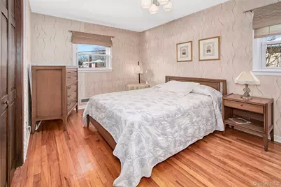 107 Parkview Road, Elmsford, NY 10523 - Photo 18