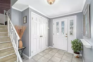 107 Parkview Rd, Elmsford, NY 10523 - Photo 2