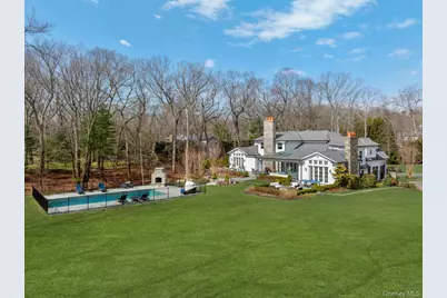 27 Victorian Lane, Brookville, NY 11545 - Photo 32