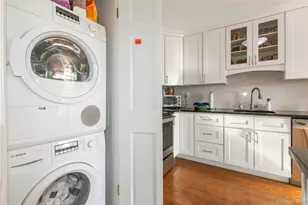 12 Bond St, Great Neck, NY 11021 - Photo 12