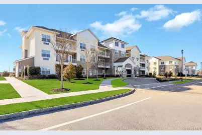 1 Meadows Lane #14, Yaphank, NY 11980 - Photo 4