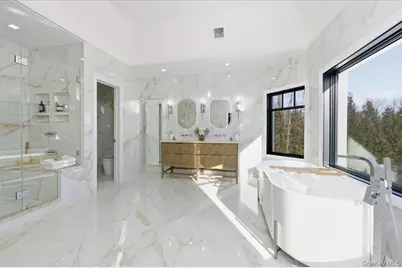 26 Saint Andrews Court, Old Westbury, NY 11568 - Photo 34