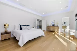 26 St Andrews Ct, Old Westbury, NY 11568 - Photo 32