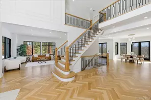 26 St Andrews Ct, Old Westbury, NY 11568 - Photo 4