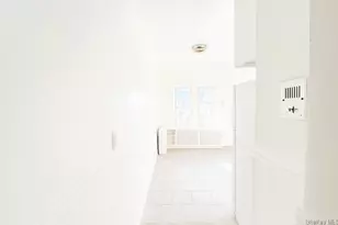 194 Summit Ave, Mount Vernon, NY 10550 - Photo 2