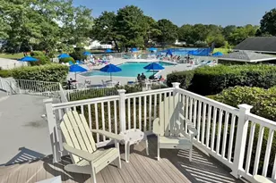 82 Village Cir W, Manorville, NY 11949 - Photo 34