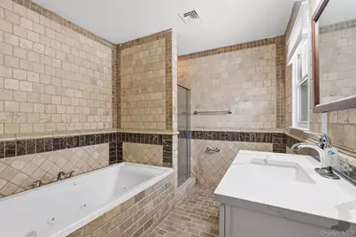 1618 Morningview Drive, Yorktown Heights, NY 10598 - Photo 20