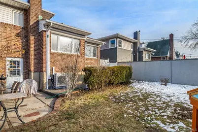 1352 145th Place, Whitestone, NY 11357 - Photo 22