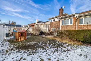 13-52 145th Pl, Whitestone, NY 11357 - Photo 24