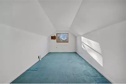 158 Moffitt Boulevard, Islip, NY 11751 - Photo 12