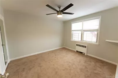 33 B E Grand Street #3C, Fleetwood, NY 10552 - Photo 4