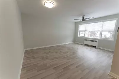 33 B E Grand Street #3C, Fleetwood, NY 10552 - Photo 2