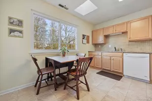 202 Great Lawn Ct, Brewster, NY 10509 - Photo 8