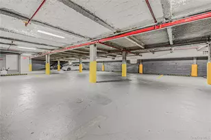 65-38 Austin St, Rego Park, NY 11374 - Photo 20