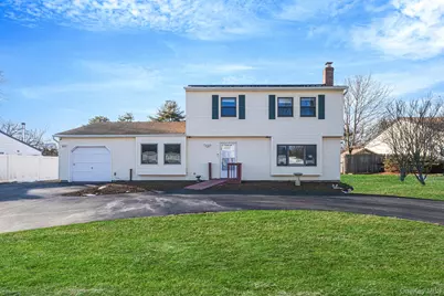 139 Tarpon Avenue, Medford, NY 11763 - Photo 1