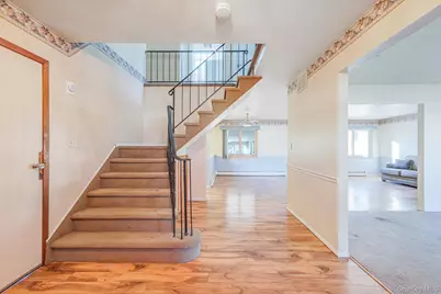 139 Tarpon Avenue, Medford, NY 11763 - Photo 4