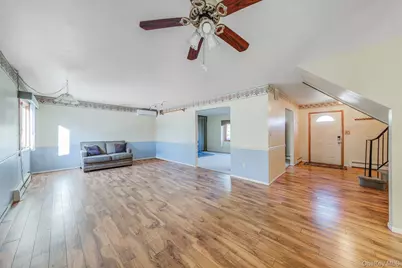 139 Tarpon Avenue, Medford, NY 11763 - Photo 8