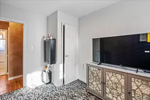 216-15 68th Ave, Bayside, NY 11364 - Photo 12