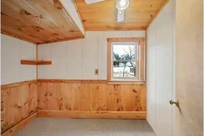 133 Royal Avenue, Flanders, NY 11901 - Photo 28