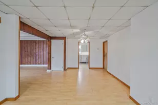 133 Royal Ave, Flanders, NY 11901 - Photo 4