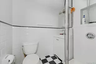 192 Huntington Ave, Bronx, NY 10465 - Photo 10