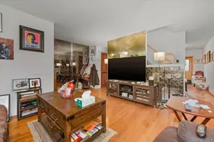 192 Huntington Ave, Bronx, NY 10465 - Photo 4