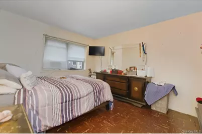 192 Huntington Avenue, Bronx, NY 10465 - Photo 8