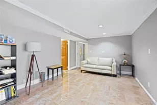 18 South Dr, New Hyde Park, NY 11040 - Photo 22