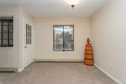 72 Foxwood Circle, Mount Kisco, NY 10549 - Photo 6