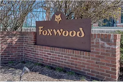 72 Foxwood Circle, Mount Kisco, NY 10549 - Photo 20