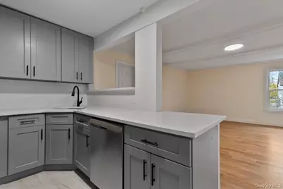 116 Corlies Avenue #2R, Pelham, NY 10803 - Photo 1