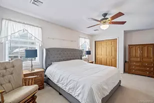 33 Skylark Ln, Levittown, NY 11756 - Photo 28